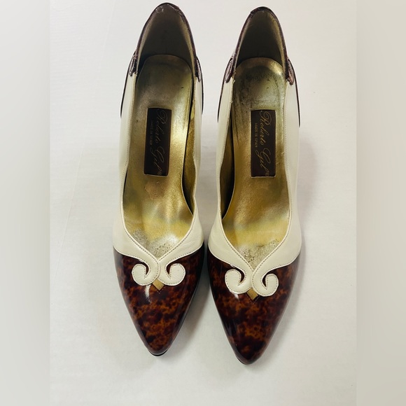 Roberto Gil Ladies Shoes, size 8.5 medium, #722 - Picture 2 of 6